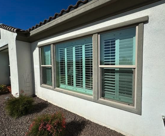 Freshly cleaned windows on a Spicewood home